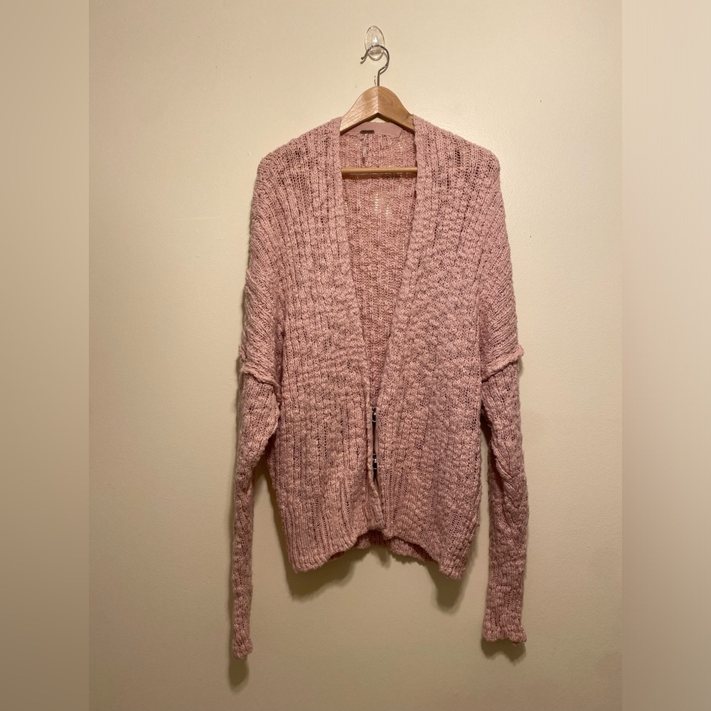 Free People Blush Pink Open-Front Knit Cardigan. Size L